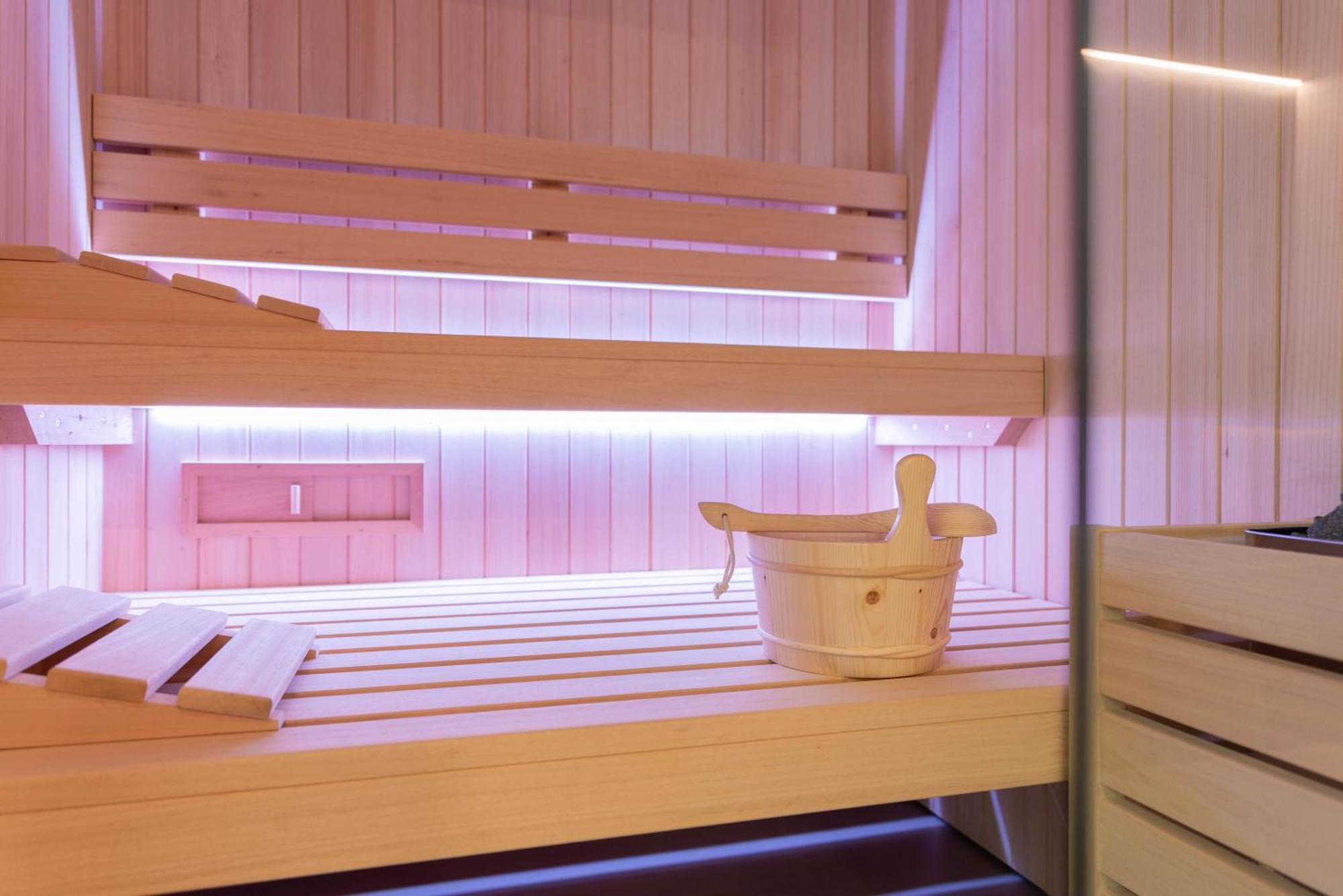 Vital Hotel Flora Comano Terme Ngoại thất bức ảnh