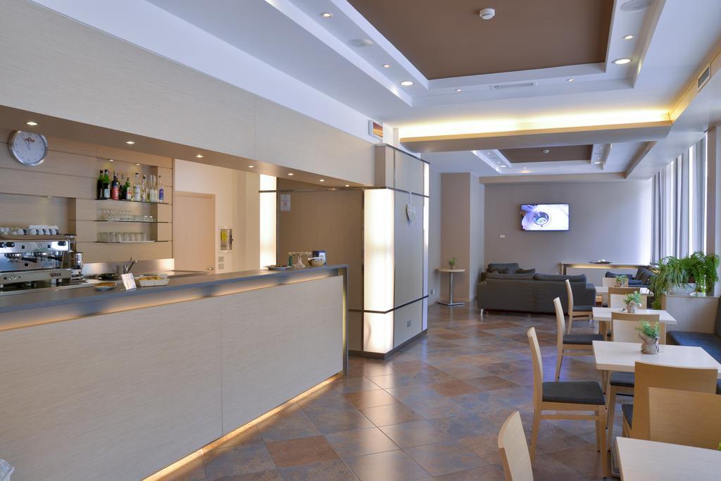 Vital Hotel Flora Comano Terme Ngoại thất bức ảnh