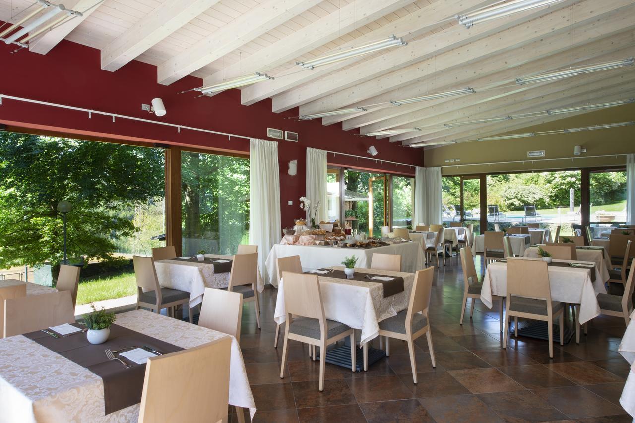 Vital Hotel Flora Comano Terme Ngoại thất bức ảnh